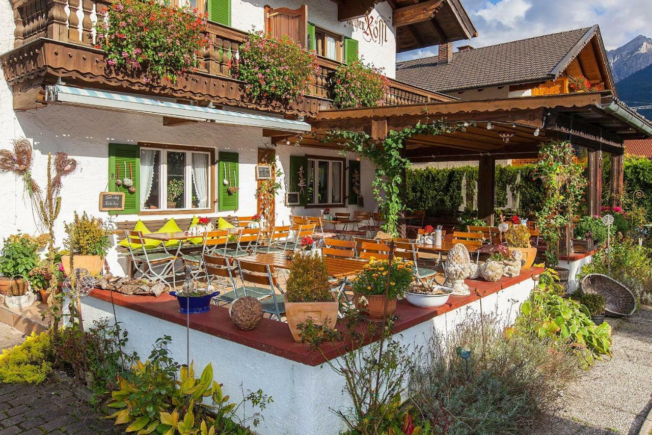 Fruehstueckspension Gaestehaus Zum Weissen Roessl Wallgau Exterior foto